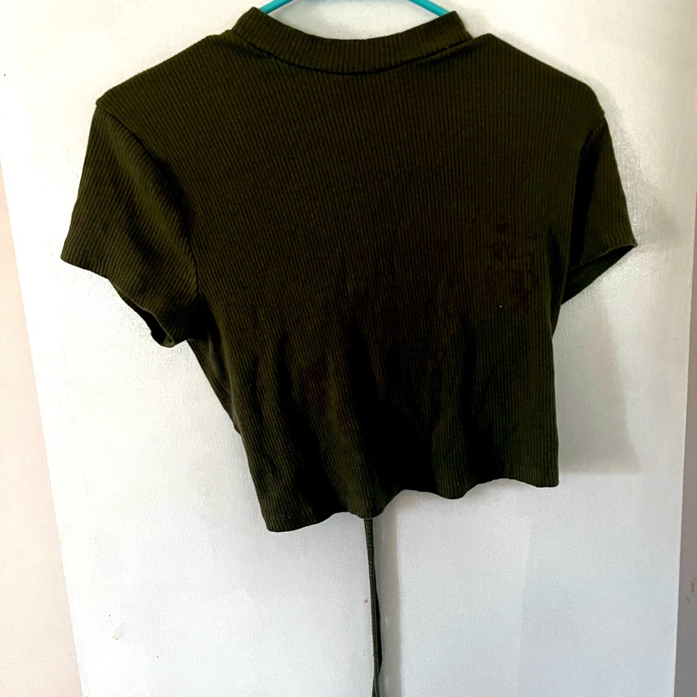 Army green ties up back crop top